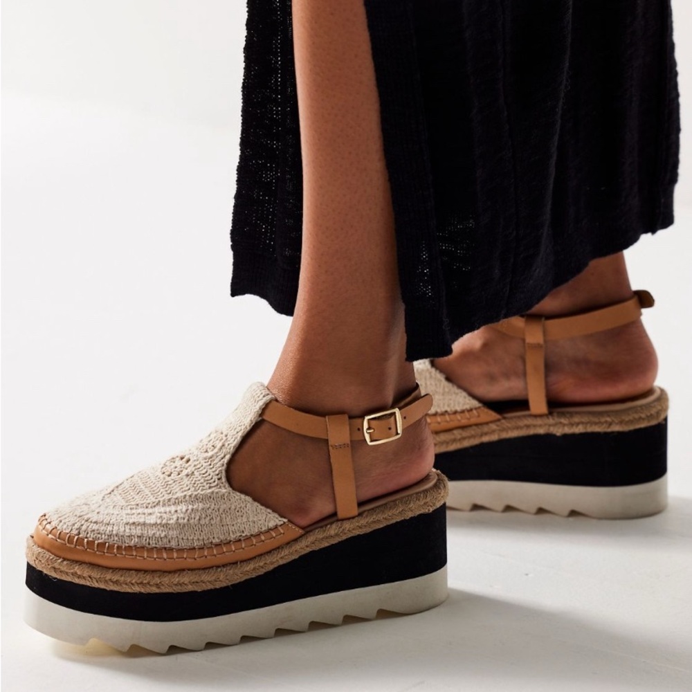Free People Cream and Tan Platform Espadrille Sandals